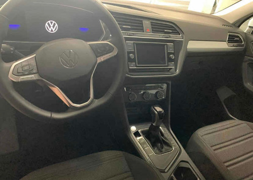 Imagen 11 de 13 de Volkswagen Tiguan 1.4 Trendline 2022