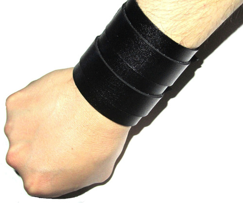 Brazalete En Cuero Ancho Para Hombre