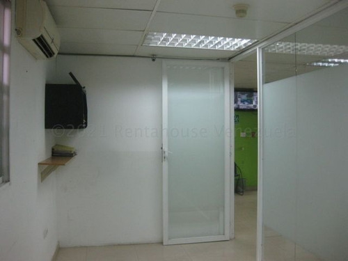 Imagen 10 de 14 de Oficina En Alquiler Los Chaguaramos 21-12855 Renta House Los Samanes