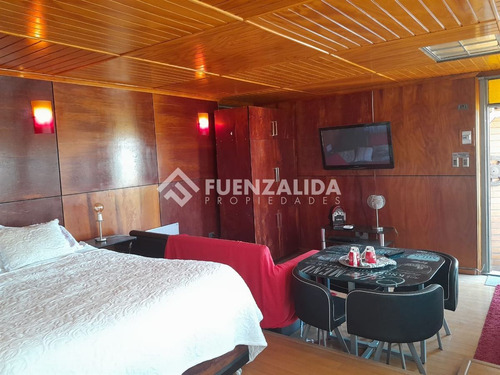 Casa En Venta Con 3 Departamentos Y Un Loft En Valparaíso