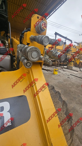 Minicargador 248 B