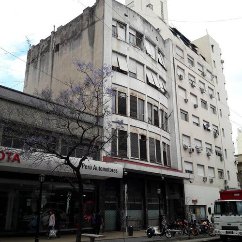 Edificio En Block  Centro Porteño  Peru Y Av Belgrano