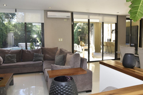 Imagen 3 de 20 de Casa - Barrio Parque Leloir