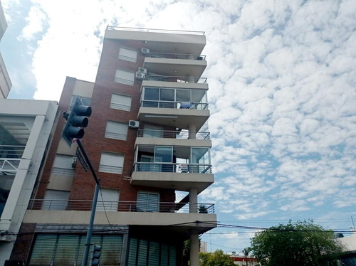 Imagen 3 de 25 de Excelente Departamento De 2 Dormitorios En Venta