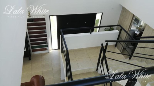 Imagen 10 de 24 de Venta - Casa En El Rebenque
