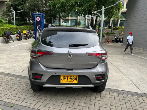 Renault Stepway 1.6 Intense Automática