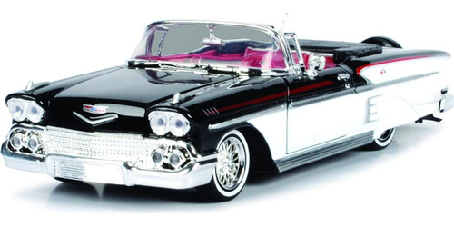 Motormax 79025 - Chevy Impala Convertible Lowrider En Blanco