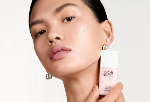 Dior Snow Base De Maquillaje Aclaradora Con Protección Uv 50 Rose