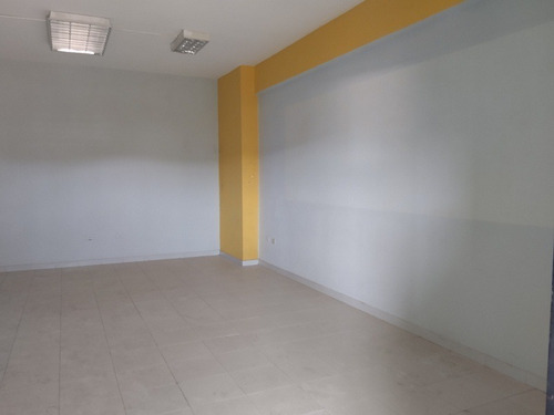 Imagen 6 de 14 de En Venta Oficina En C.c.dinastia Av. Valencia Entre Av El Cementerio Y Río Cabriales,naguanagua LG