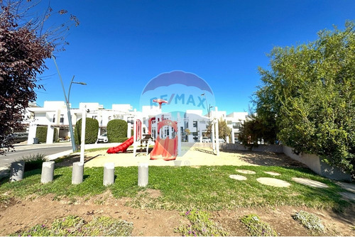 Moderna Y Luminosa Casa En Concón Desde Uf 10.390