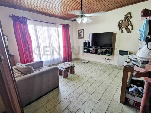 Imagen 9 de 22 de Casa En Venta De 3 Dormitorios Con Parque En Villa Elisa, La Plata