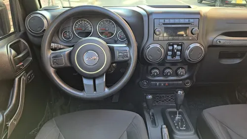 Jeep Wrangler UNLIMITED 3.6 A/T 4X4 2017