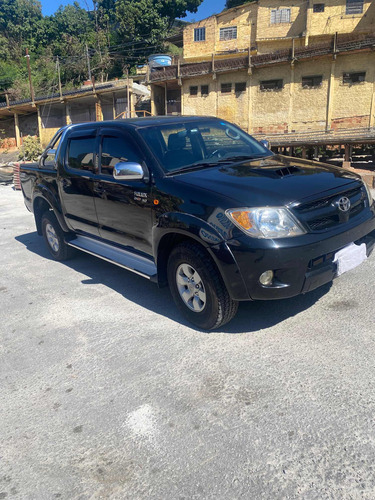Toyota Hilux 3.0 Srv Cab. Dupla 4x2 4p