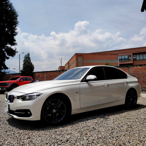 BMW Serie 3 1.5 318i F30 Lci Exclusive