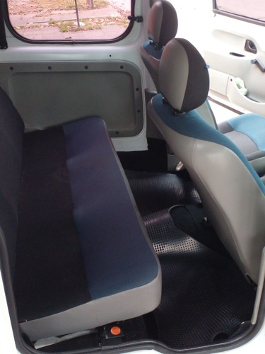 Imagen 11 de 13 de Renault Kangoo 2013 1.6 2 Furgon Confort Aa Da Svt 1plc