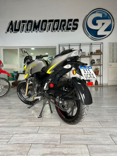 Imagen 5 de 12 de Tvs Rtr 200