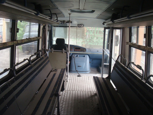 Micro-onibus Mb Acello 915c Ano 2002 Ideal Para Motor-homer
