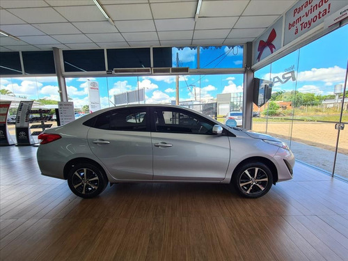 Imagem 4 de 11 de Yaris 1.5 16v Flex Sedan Xls Connect Multidrive