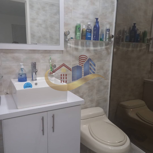 Imagen 8 de 11 de Apartamento A La Venta En Tanaguarena De 2 Hab. 3 Baños Ref 949
