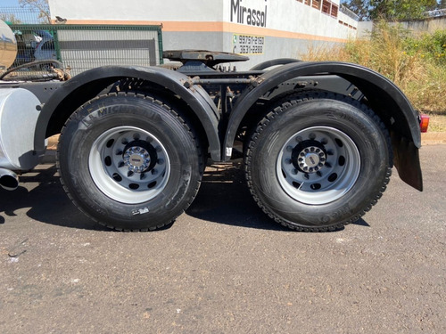 Imagem 8 de 12 de Volvo Fh 540 6x4 2014 Automático