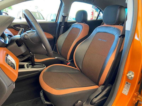 Imagem 6 de 13 de Chevrolet Onix Hatch Activ 1.4 8v Flex 5p Aut 2019