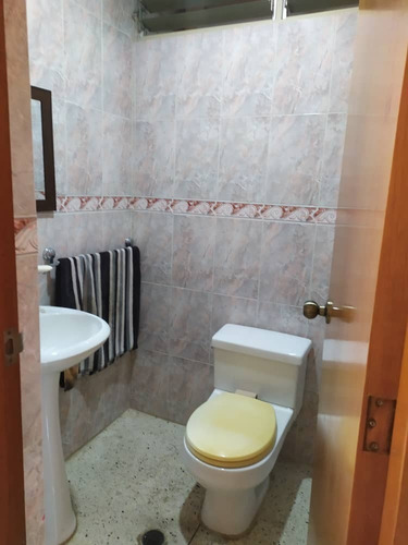 Imagen 7 de 12 de Los Pomelos Quinta De 2 Niveles