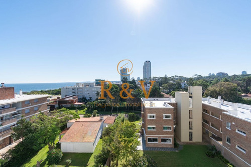 Imagen 11 de 23 de Apartamento De Dos Dormitorios En Venta Reciclado En Venta