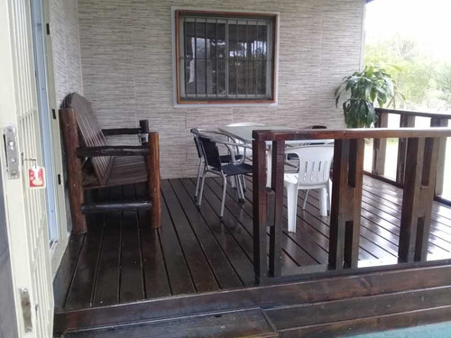 Imagen 8 de 18 de Casa De Contenedor, Muy Comoda, Excelente Terreno