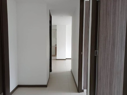 Imagen 4 de 15 de Apartamento En Arriendo San Antonio 622-17998