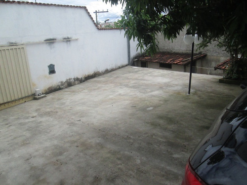 Imagem 1 de 13 de Casa À Venda, 3 Quartos, 2 Suítes, 8 Vagas, Goiânia - Belo Horizonte/mg - 825