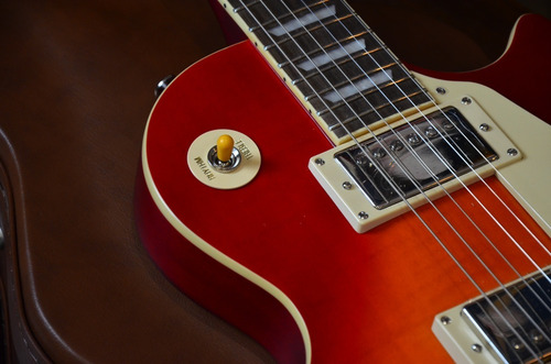 Guitarra EpiPhone Les Paul Standard 1959 Outfit Aged Dark