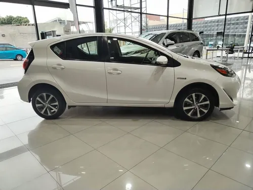 Toyota Prius 2019