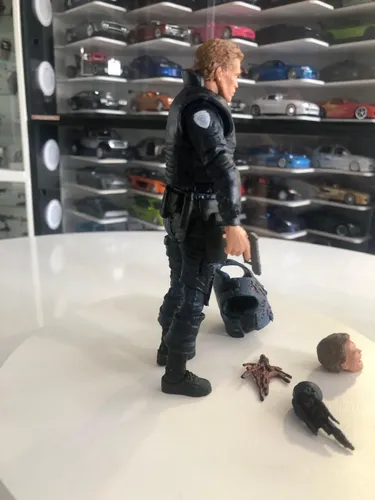 Boneco Alex J. Murphy Robocop 18cm Original Neca Preço Justo