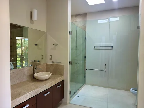 Residencia En Venta En Benito Juarez Norte Con Area De Fiestas Bar