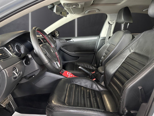Volkswagen Jetta Highline 2.0 TSI 16V 4p Tiptronic