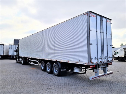 Imagem 4 de 15 de Carreta Baú 30 Pallet São Pedro 2022