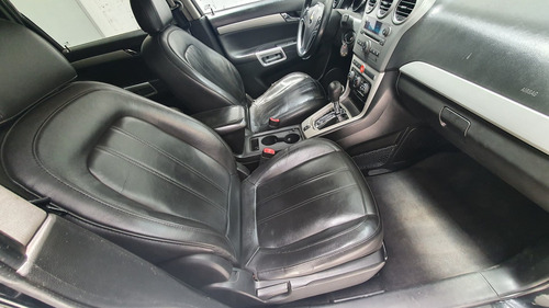 Imagen 11 de 15 de Chevrolet Captiva 2012 2.4 Ls Sport Piel At