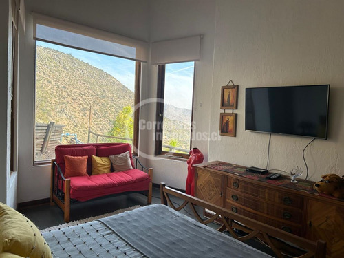 Casa En Venta De 3 Dorm. En Lo Barnechea Arrayán