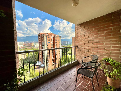 Apartamento En Venta En Medellín - Suramericana Cod 66681