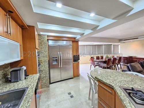 Excelente Apartamento Penthouse En Venta, Urb. San Isidro, Maracay, 25-15410 Mv