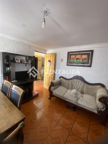 Departamento En Venta De 2 Dorm. En Maipú