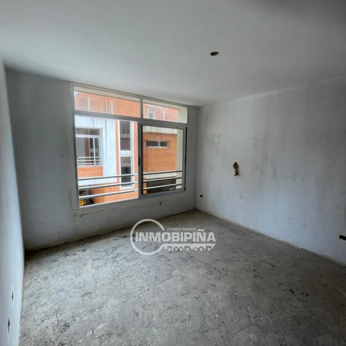 Inmobipiña Vende Townhouse Obra Gris En Campo B, Conj Resd Campo Alto, Puerto Ordaz, Estado Bolivar, Dp