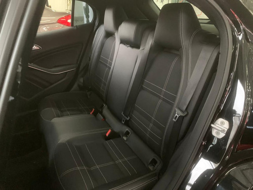 Mercedes-Benz Classe GLA 1.6 Advance Turbo Flex 5p
