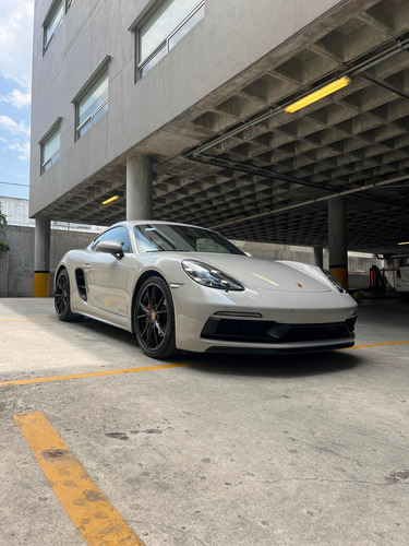 Porsche Cayman Gts