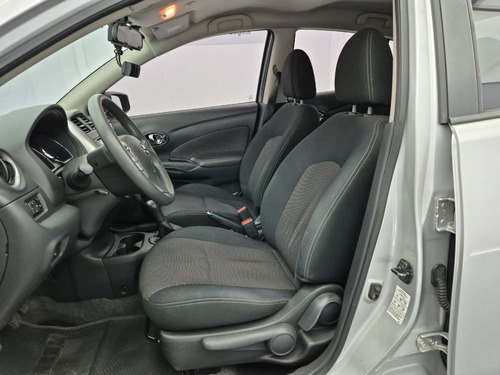 Nissan Versa 1.6 Advance