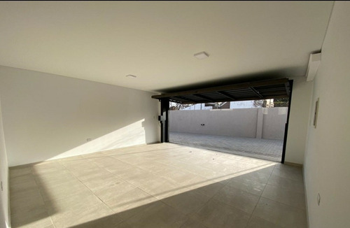 Imagen 4 de 8 de Villa Belgrano - Blas Pascal 6122 - Duplex En Venta