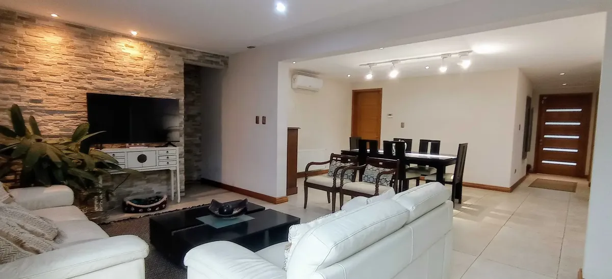 Imagen 1 de 25 de Vende Amplia Casa Sector Las Rastras Talca (71145)