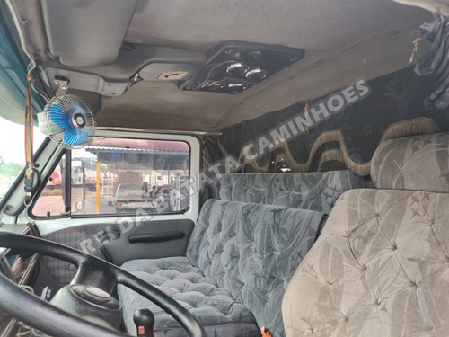 Imagem 11 de 14 de Volkswagen 16-220 Cummins Turbo Toco 4x2 Baú 11 Metros