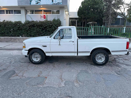 Imagen 6 de 15 de Ford F-250 Xl