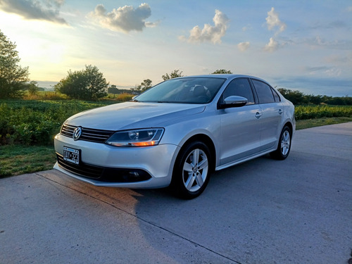Volkswagen Vento 2.5 Advance Plus 170cv